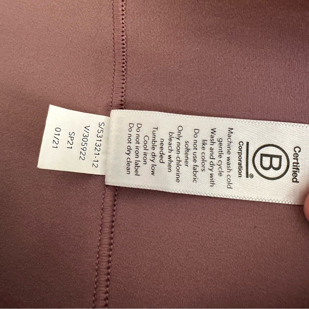Athleta Salutation Stash 7/8 Tight - Yoga Pants - Leggings - Picture 8 of 8